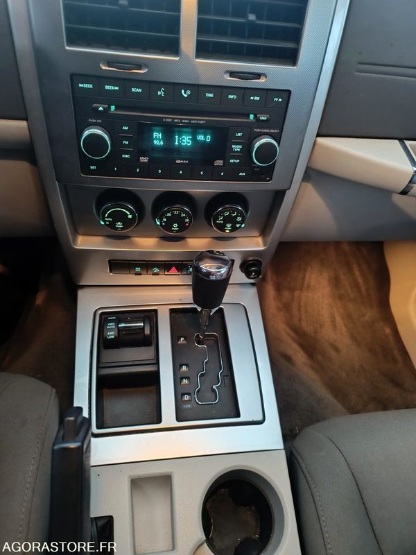 Jeep Cherokee IV 2.8 CRD Jamboree - 2009 - 193 000 KM - Personbil: bild 4 Jeep Cherokee IV 2.8 CRD Jamboree - 2009 - 193 000 KM - Personbil: bild 4