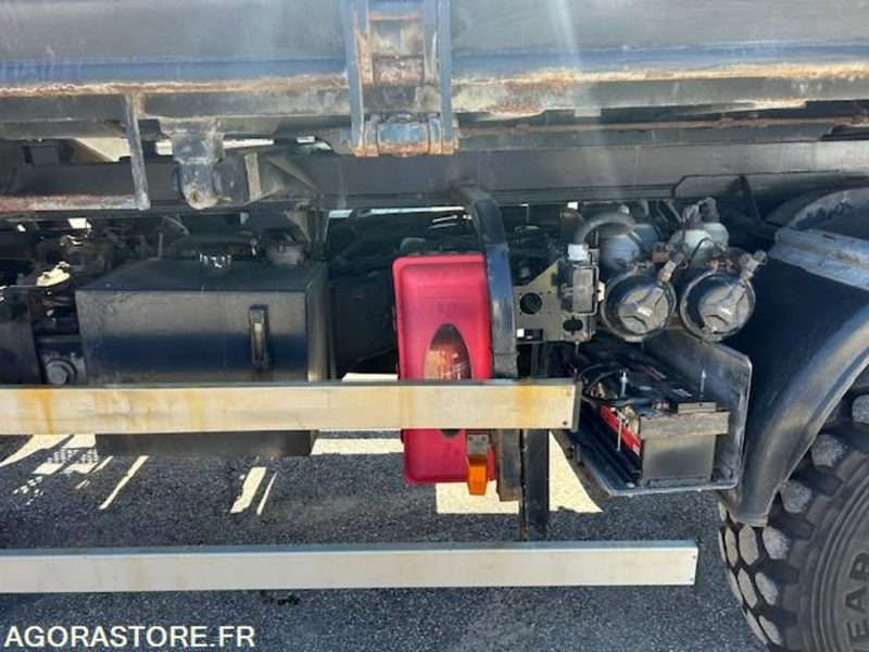 CAMION 4X4 MERCEDES UNIMOG U5000 2009 62289 KM 4667 HEURES - Lastbil: bild 5 CAMION 4X4 MERCEDES UNIMOG U5000 2009 62289 KM 4667 HEURES - Lastbil: bild 5