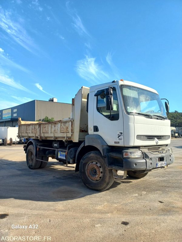 CAMION KERAX BIBENNE - Lastbil: bild 1 CAMION KERAX BIBENNE - Lastbil: bild 1