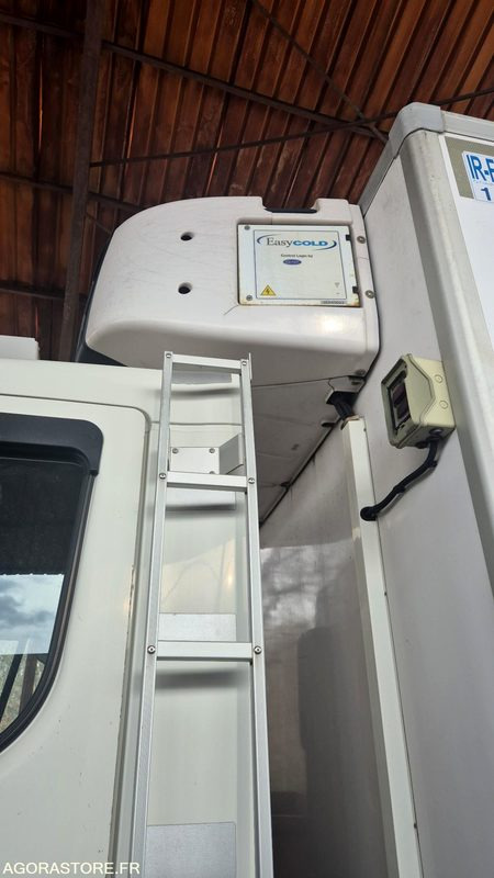 Porteur frigo Volvo FE 260 - Lastbil: bild 4 Porteur frigo Volvo FE 260 - Lastbil: bild 4