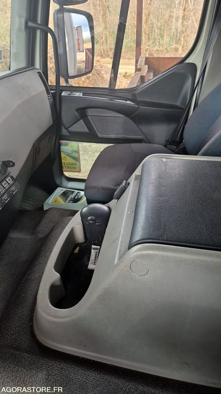 Porteur frigo Volvo FE 260 - Lastbil: bild 5 Porteur frigo Volvo FE 260 - Lastbil: bild 5