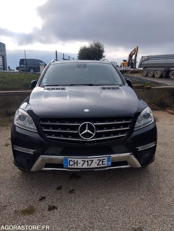 MERCEDES CLASSE ML 350 3.0 CDI BLUETEC V6 TURBO 4-MATIC - SUV: bild 3 MERCEDES CLASSE ML 350 3.0 CDI BLUETEC V6 TURBO 4-MATIC - SUV: bild 3