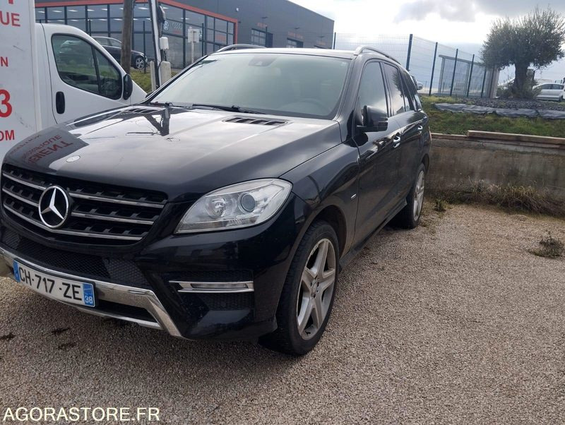 MERCEDES CLASSE ML 350 3.0 CDI BLUETEC V6 TURBO 4-MATIC - SUV: bild 1 MERCEDES CLASSE ML 350 3.0 CDI BLUETEC V6 TURBO 4-MATIC - SUV: bild 1