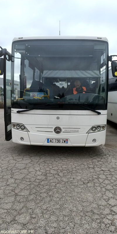 MERCEDES INTOURO N°093361 - Skolbuss: bild 1 MERCEDES INTOURO N°093361 - Skolbuss: bild 1
