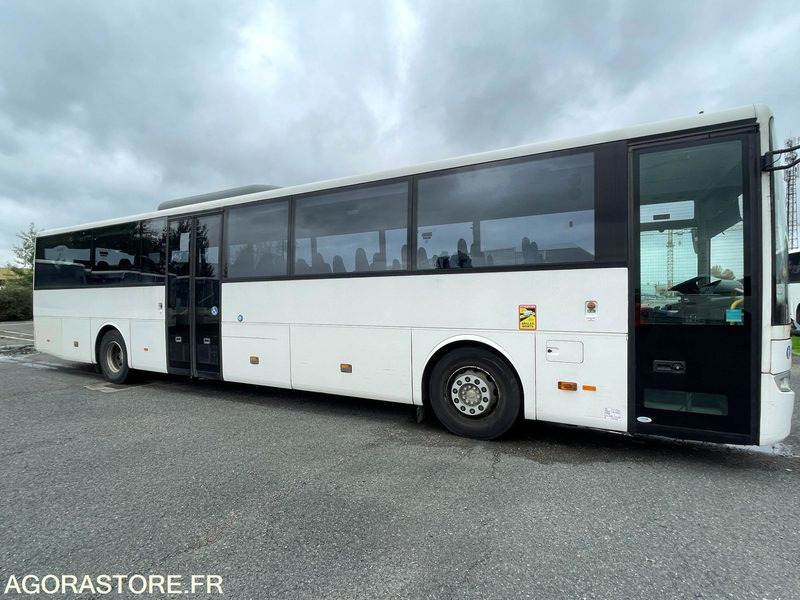 MERCEDES INTOURO N°093372 - Skolbuss: bild 2 MERCEDES INTOURO N°093372 - Skolbuss: bild 2