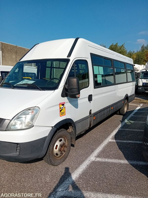 MINICARS IVECO DAILY N°12446 MEC 2011 131000KM BZ-530-NV - Minibuss, Persontransport: bild 3 MINICARS IVECO DAILY N°12446 MEC 2011 131000KM BZ-530-NV - Minibuss, Persontransport: bild 3