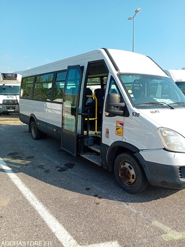 MINICARS IVECO DAILY N°12446 MEC 2011 131000KM BZ-530-NV - Minibuss, Persontransport: bild 4 MINICARS IVECO DAILY N°12446 MEC 2011 131000KM BZ-530-NV - Minibuss, Persontransport: bild 4