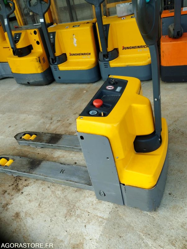 JUNGHEINRICH EJE M13 - 2024 - Transpalette électrique - Materialhanteringsutrustning: bild 1 JUNGHEINRICH EJE M13 - 2024 - Transpalette électrique - Materialhanteringsutrustning: bild 1