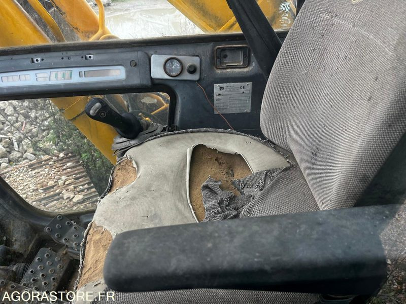 PELLE 20 TONNES - JCB TYPE JS200 - 1997 / 1200 HEURES - Grävmaskin: bild 4 PELLE 20 TONNES - JCB TYPE JS200 - 1997 / 1200 HEURES - Grävmaskin: bild 4