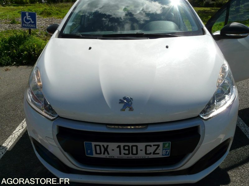 PEUGEOT 208 DX190CZ - Personbil: bild 1 PEUGEOT 208 DX190CZ - Personbil: bild 1