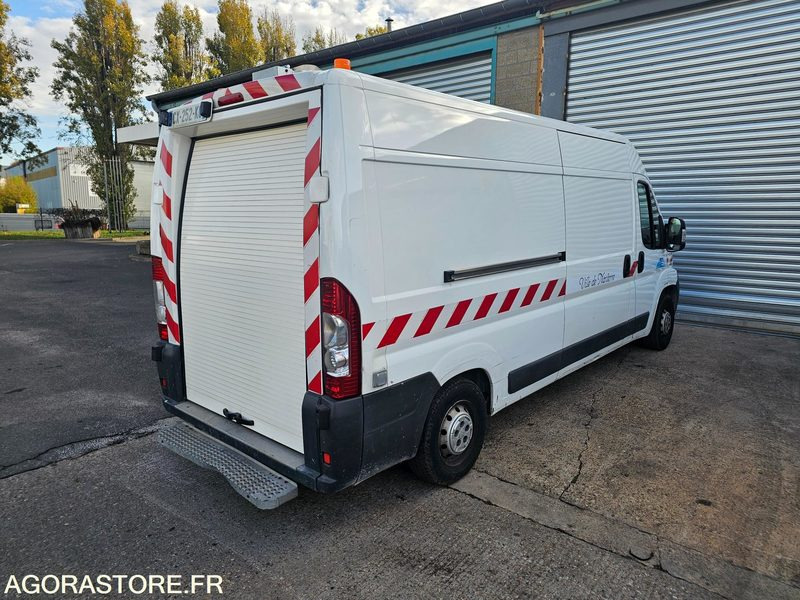 PEUGEOT BOXER - 2013 - 65748KM - CX252KC - Skåpbil: bild 3 PEUGEOT BOXER - 2013 - 65748KM - CX252KC - Skåpbil: bild 3