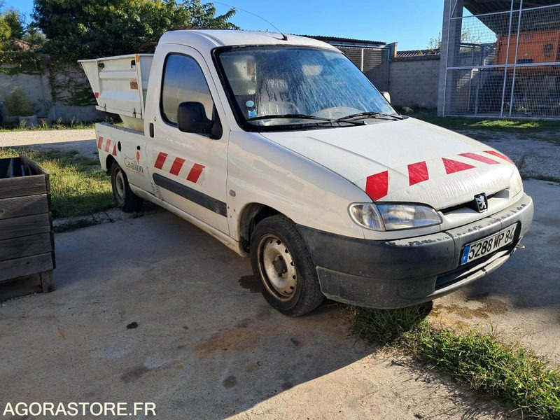 PEUGEOT PARTNER BENNE - Små skåpbil: bild 2 PEUGEOT PARTNER BENNE - Små skåpbil: bild 2