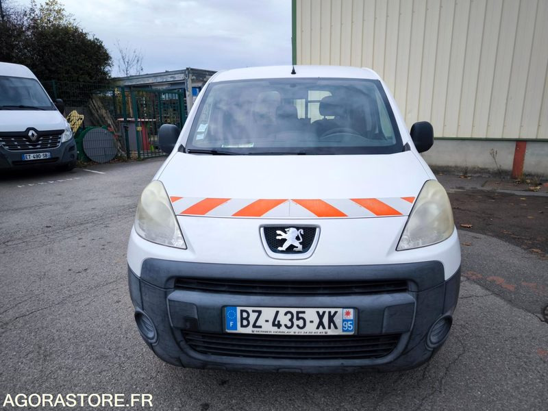 PEUGEOT PARTNER - Små skåpbil: bild 2 PEUGEOT PARTNER - Små skåpbil: bild 2