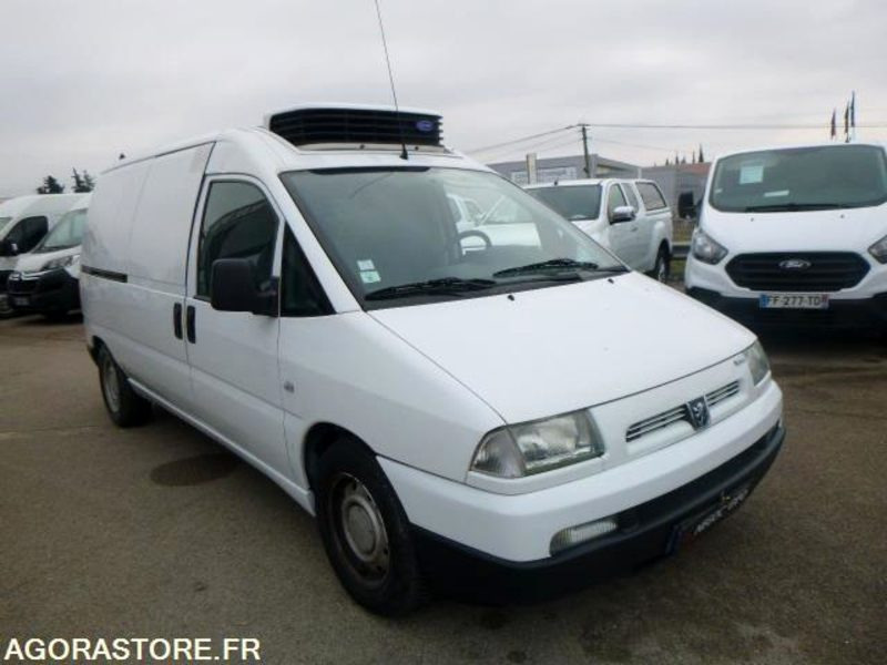 PEUGEOT expert frigorifique - 2003 - 96 210km - BON ETAT - Små skåpbil: bild 1 PEUGEOT expert frigorifique - 2003 - 96 210km - BON ETAT - Små skåpbil: bild 1