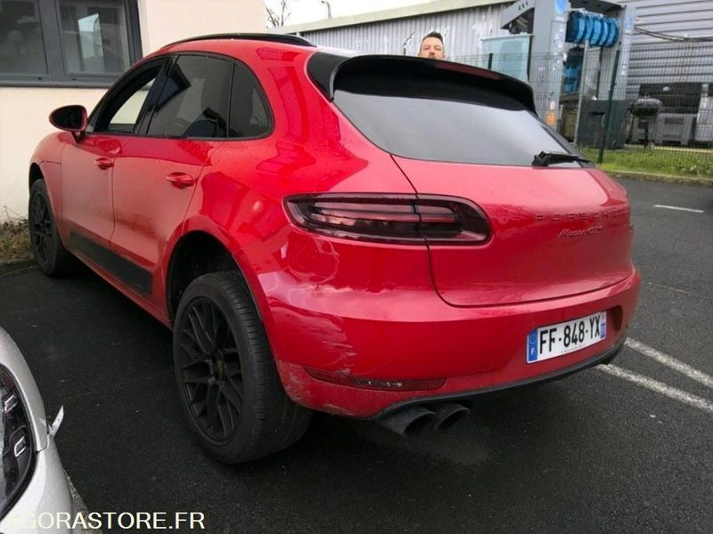 PORSCHE MACAN GTS 3.0 BI-TURBO 360 CH ACCIDENTÉ (2019) - SUV: bild 1 PORSCHE MACAN GTS 3.0 BI-TURBO 360 CH ACCIDENTÉ (2019) - SUV: bild 1