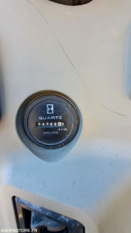 Pelle New Holland E135SR-1ES Diesel 2007 - Bandgrävare: bild 4 Pelle New Holland E135SR-1ES Diesel 2007 - Bandgrävare: bild 4