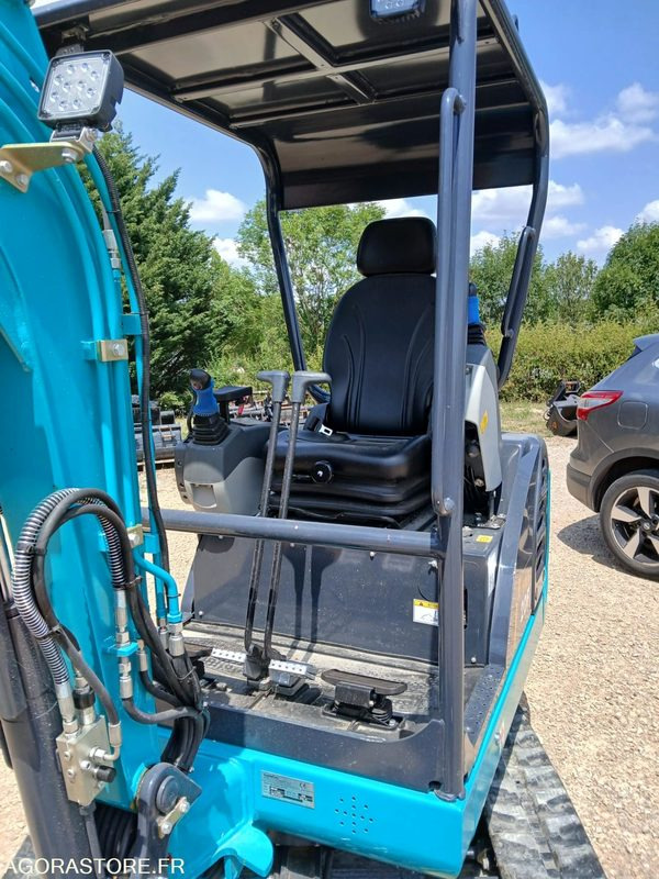 Pelle SUNWARD SWE20F canopy Neuve - Minigrävmaskin: bild 1 Pelle SUNWARD SWE20F canopy Neuve - Minigrävmaskin: bild 1