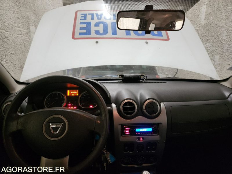 RENAULT DUSTER - SUV: bild 2 RENAULT DUSTER - SUV: bild 2