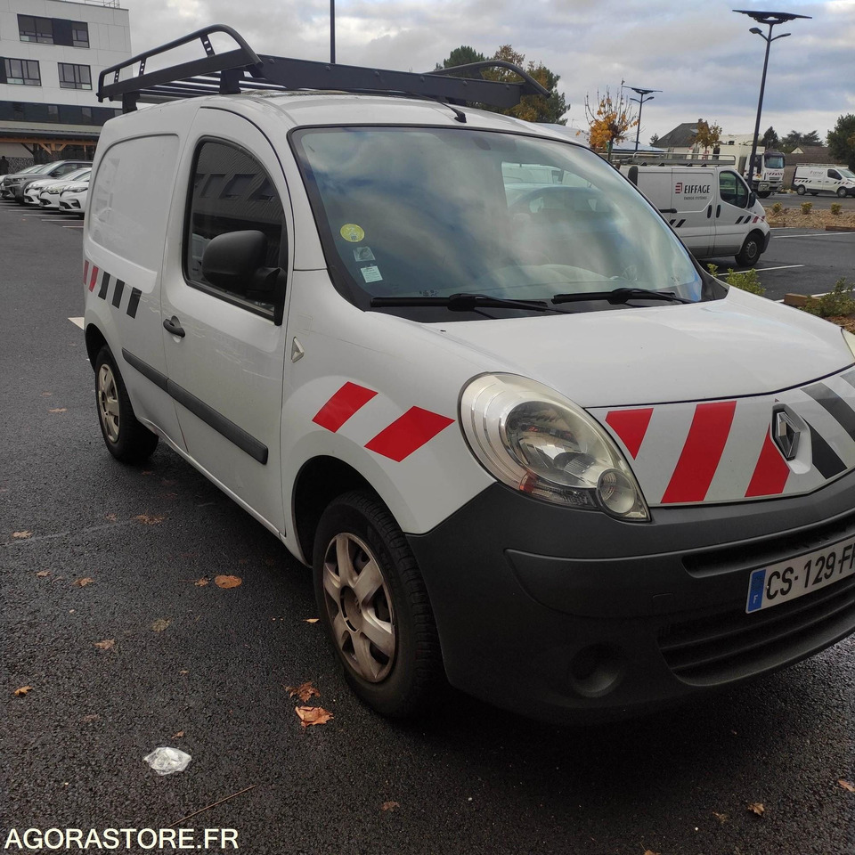 RENAULT - KANGOO - 2013 / 108237 KMS (CS-129-FR) - Små skåpbil: bild 3 RENAULT - KANGOO - 2013 / 108237 KMS (CS-129-FR) - Små skåpbil: bild 3