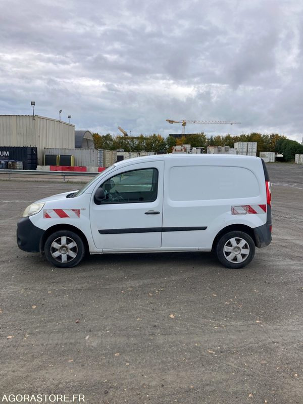 RENAULT KANGOO diesel - Année 2016 - 322 400 km - Små skåpbil: bild 2 RENAULT KANGOO diesel - Année 2016 - 322 400 km - Små skåpbil: bild 2