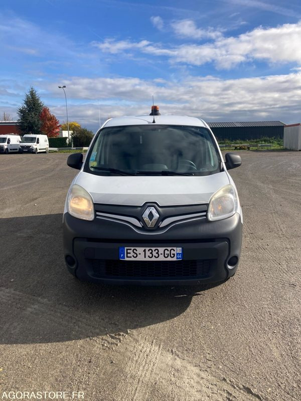 RENAULT KANGOO diesel - Année 2017 - 330 000 km - Små skåpbil: bild 2 RENAULT KANGOO diesel - Année 2017 - 330 000 km - Små skåpbil: bild 2