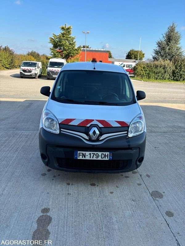 RENAULT KANGOO diesel - Année 2020 - 299.300 km - Små skåpbil: bild 2 RENAULT KANGOO diesel - Année 2020 - 299.300 km - Små skåpbil: bild 2