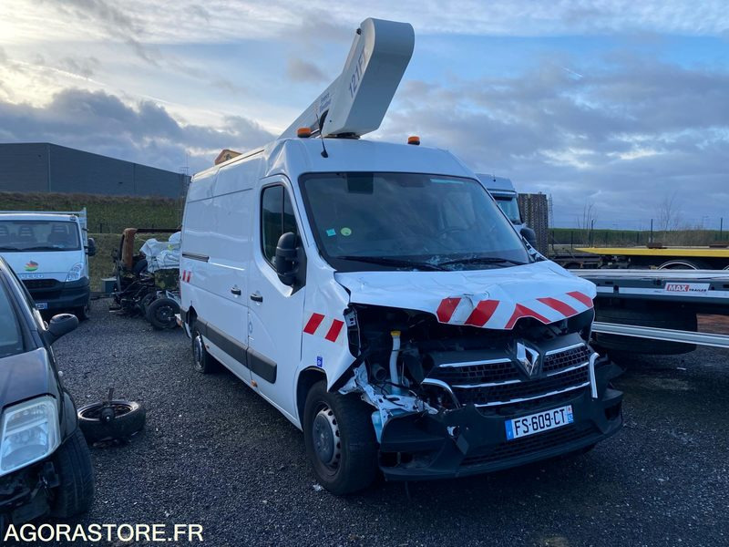 RENAULT MASTER NACELLE - Skåpbil: bild 1 RENAULT MASTER NACELLE - Skåpbil: bild 1