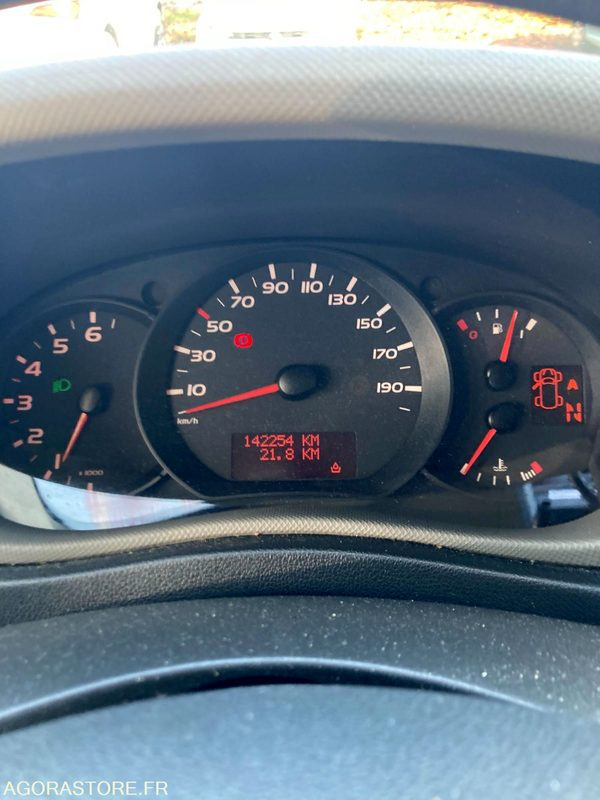 RENAULT MASTER VASP type ambulance - Ambulans: bild 5 RENAULT MASTER VASP type ambulance - Ambulans: bild 5