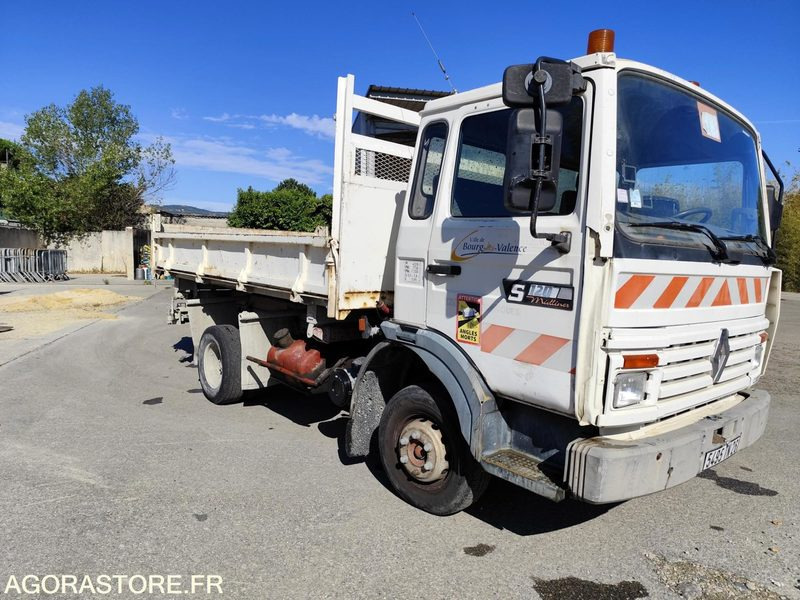 RENAULT S120 CAMION BENNE 1994 144 599 KMS BON ETAT - Transportbil med tippflak: bild 2 RENAULT S120 CAMION BENNE 1994 144 599 KMS BON ETAT - Transportbil med tippflak: bild 2