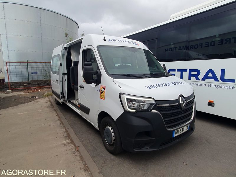 RENAULT TRAFFIC 9 PL AUTO ECOLE - 2019 - 83000 Kms - Små skåpbil: bild 2 RENAULT TRAFFIC 9 PL AUTO ECOLE - 2019 - 83000 Kms - Små skåpbil: bild 2