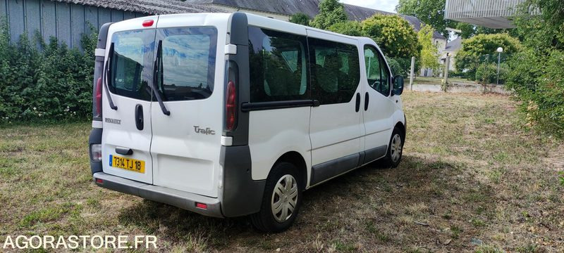 RENAULT TRAFIC II - Minibuss, Persontransport: bild 2 RENAULT TRAFIC II - Minibuss, Persontransport: bild 2