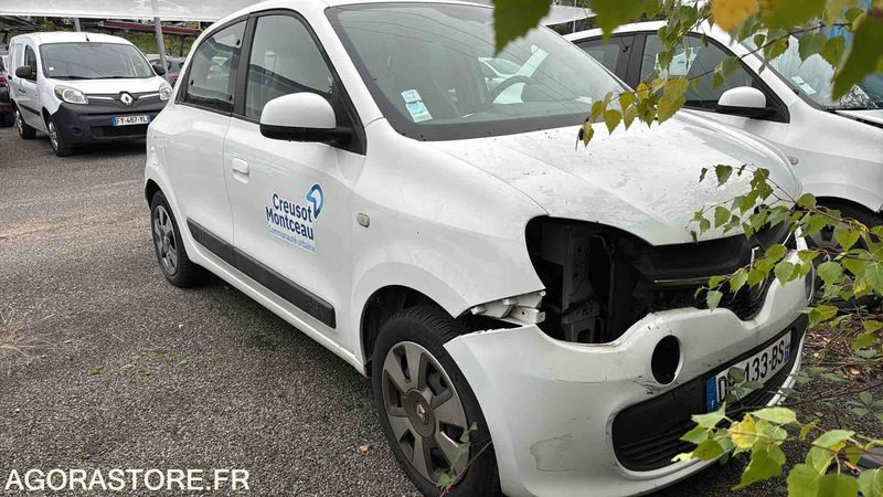 RENAULT TWINGO - 2015 - 92041 KM - Personbil: bild 3 RENAULT TWINGO - 2015 - 92041 KM - Personbil: bild 3