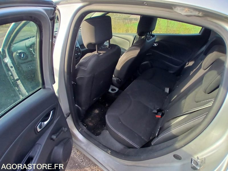 Renault Clio IV – Diesel – 2016-213 584 km - Personbil: bild 4 Renault Clio IV – Diesel – 2016-213 584 km - Personbil: bild 4