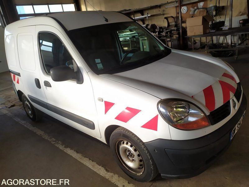 Renault KANGOO DCI 198610kms 2006 - Små skåpbil: bild 4 Renault KANGOO DCI 198610kms 2006 - Små skåpbil: bild 4