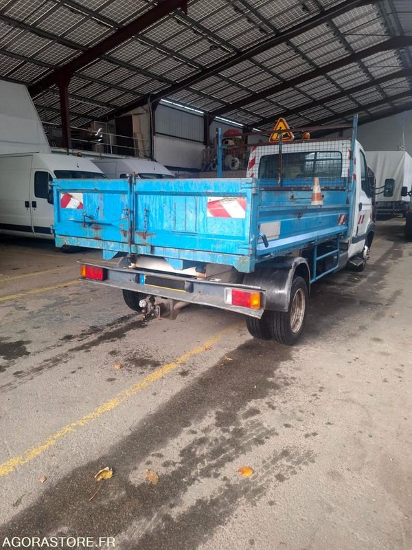 Renault Mascott benne roues jumelées 183615kms 2000 - Transportbil med tippflak: bild 4 Renault Mascott benne roues jumelées 183615kms 2000 - Transportbil med tippflak: bild 4