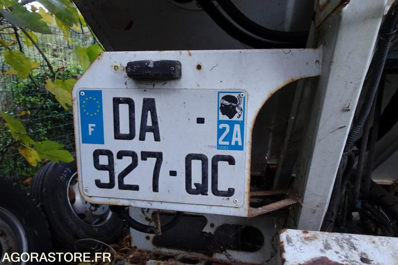 Renault Midlum 220 DXI - Personbil: bild 2 Renault Midlum 220 DXI - Personbil: bild 2