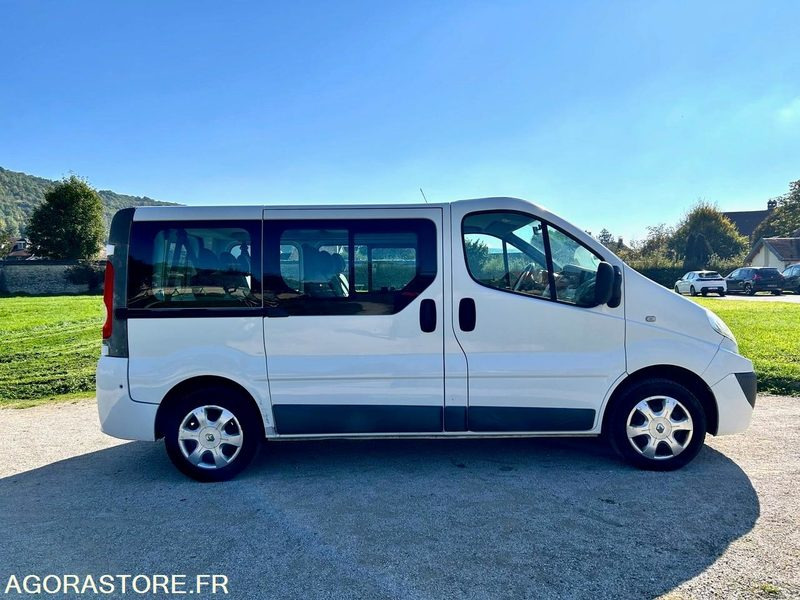 Renault Trafic 2 - 2010 - 141000 kms - Minibuss, Persontransport: bild 5 Renault Trafic 2 - 2010 - 141000 kms - Minibuss, Persontransport: bild 5