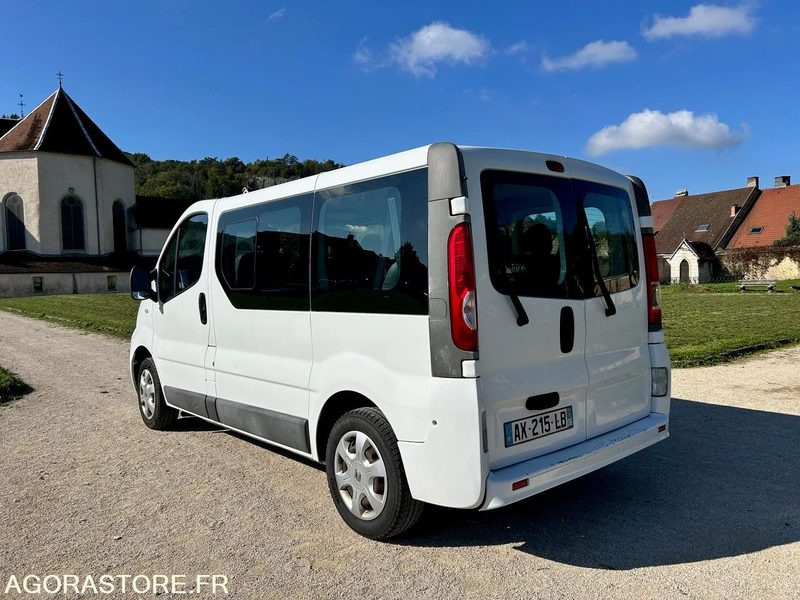 Renault Trafic 2 - 2010 - 141000 kms - Minibuss, Persontransport: bild 4 Renault Trafic 2 - 2010 - 141000 kms - Minibuss, Persontransport: bild 4
