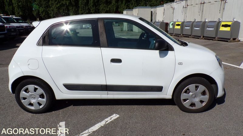 Renault Twingo 3 EN-999-TL (BP) - Personbil: bild 4 Renault Twingo 3 EN-999-TL (BP) - Personbil: bild 4