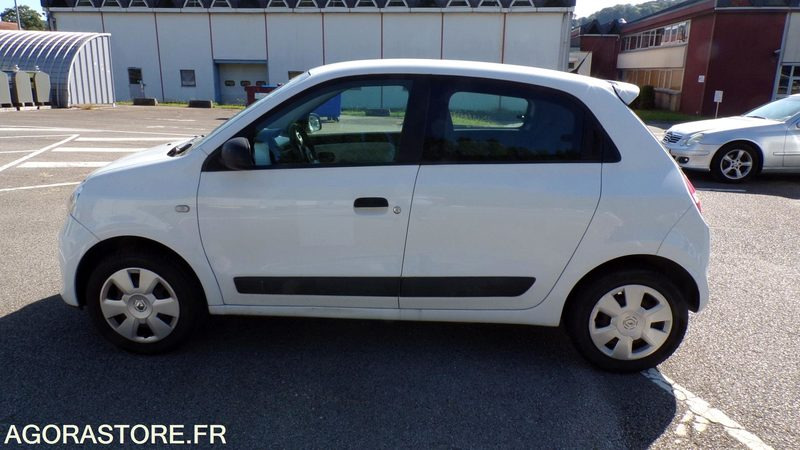 Renault Twingo 3 EN-999-TL (BP) - Personbil: bild 1 Renault Twingo 3 EN-999-TL (BP) - Personbil: bild 1
