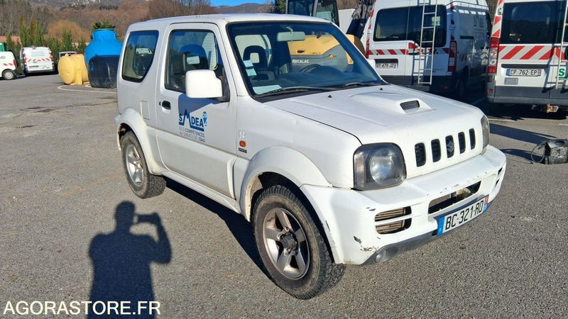 SUZUKI Jimny 4x4 GO - 2010 - 337758km - SUV: bild 1 SUZUKI Jimny 4x4 GO - 2010 - 337758km - SUV: bild 1