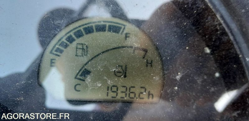 TONDEUSE AUTOPORTEE KUBOTA G23 - Gräsklippare: bild 4 TONDEUSE AUTOPORTEE KUBOTA G23 - Gräsklippare: bild 4