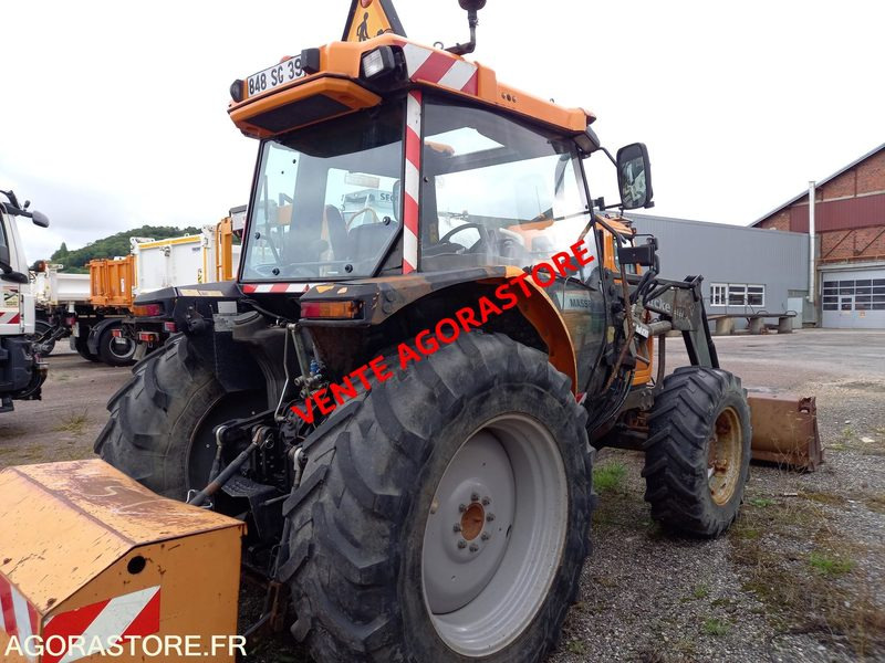 TRACTEUR MASSEY FERGUSON 6245  4X4 - Traktor: bild 4 TRACTEUR MASSEY FERGUSON 6245  4X4 - Traktor: bild 4