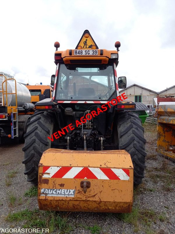 TRACTEUR MASSEY FERGUSON 6245  4X4 - Traktor: bild 5 TRACTEUR MASSEY FERGUSON 6245  4X4 - Traktor: bild 5