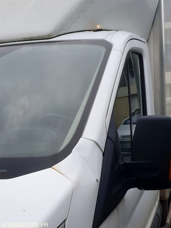 FORD TRANSIT AD BLUE 92178kms 2017 - Transportbil: bild 2 FORD TRANSIT AD BLUE 92178kms 2017 - Transportbil: bild 2