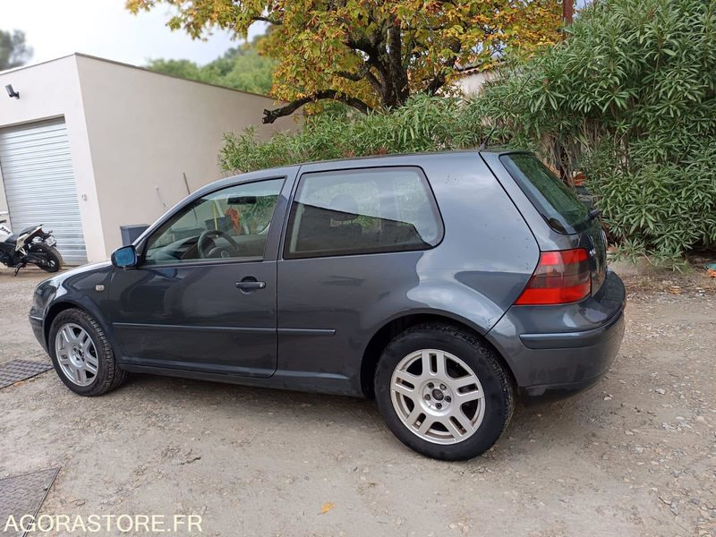 VOLKSWAGEN GOLF IV 2.0 115CH - 2000 - 265000KMS - Personbil: bild 3 VOLKSWAGEN GOLF IV 2.0 115CH - 2000 - 265000KMS - Personbil: bild 3