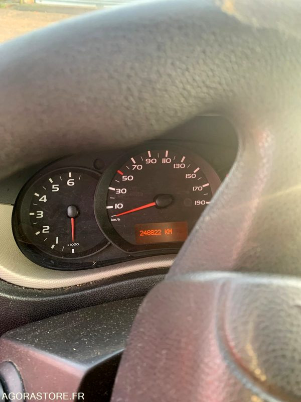 VSAV RENAULT MASTER3 CH347CR - Skåpbil: bild 5 VSAV RENAULT MASTER3 CH347CR - Skåpbil: bild 5