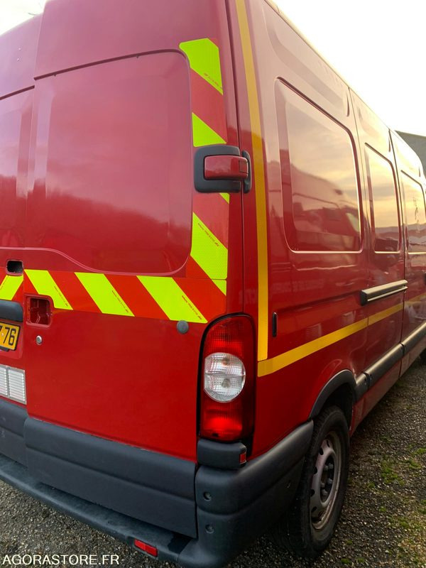 VTU RENAULT MASTER2 4388ZZ76 - Skåpbil: bild 3 VTU RENAULT MASTER2 4388ZZ76 - Skåpbil: bild 3