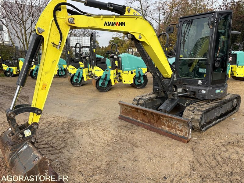 Pelle 5t ammann - Moteur Kubota - 2023 - 750 heures 3 godets TRES BON ETAT - Grävmaskin: bild 1 Pelle 5t ammann - Moteur Kubota - 2023 - 750 heures 3 godets TRES BON ETAT - Grävmaskin: bild 1