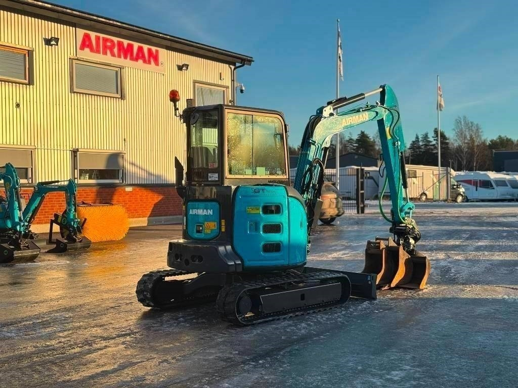 Airman AX 38 U-6 A - Minigrävmaskin: bild 3 Airman AX 38 U-6 A - Minigrävmaskin: bild 3